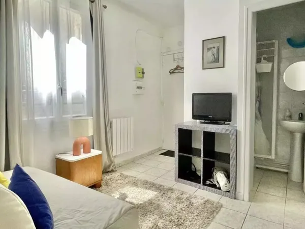 Vends studio au calme