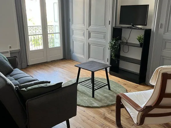 Appartement meublé rénové de 38 m² avec balcon - Proche Tréfilerie - Saint-Étienne