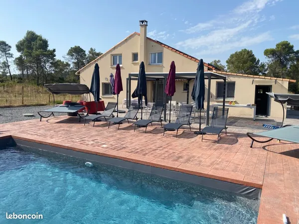 Maison individuelle avec piscine