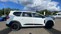 Dacia Jogger 1.0 ECO-G 100ch SL Extreme 5 places — photo 4