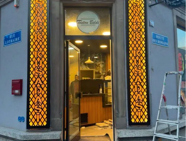 Restaurant kebab pizza