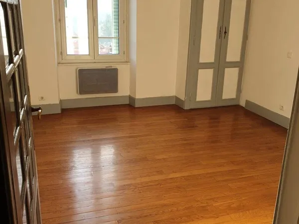 Appartement 5 pièces 76 m²