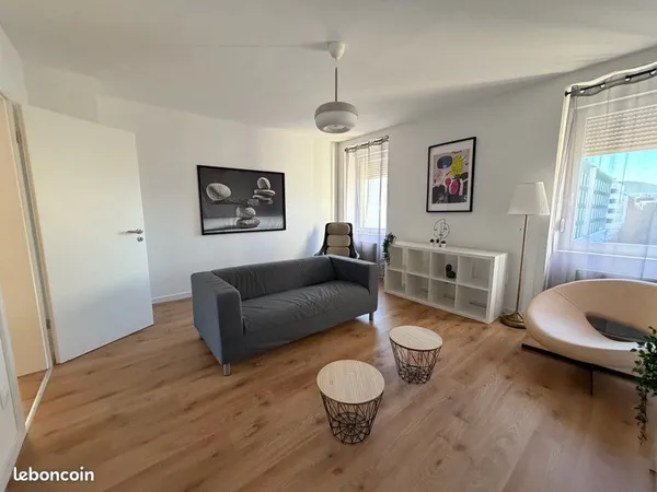 Appartement F3 meublé