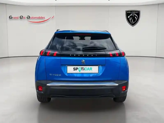 Peugeot 2008 e- 136ch roadtrip — photo 4