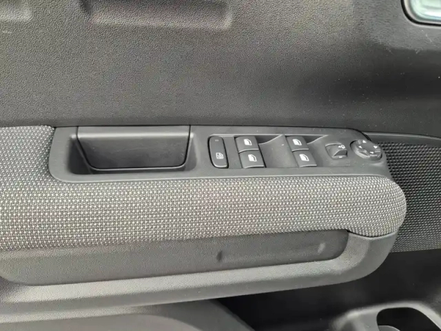 Citroën C3 Aircross puretech 130 s&amp;s eat6 — photo 23