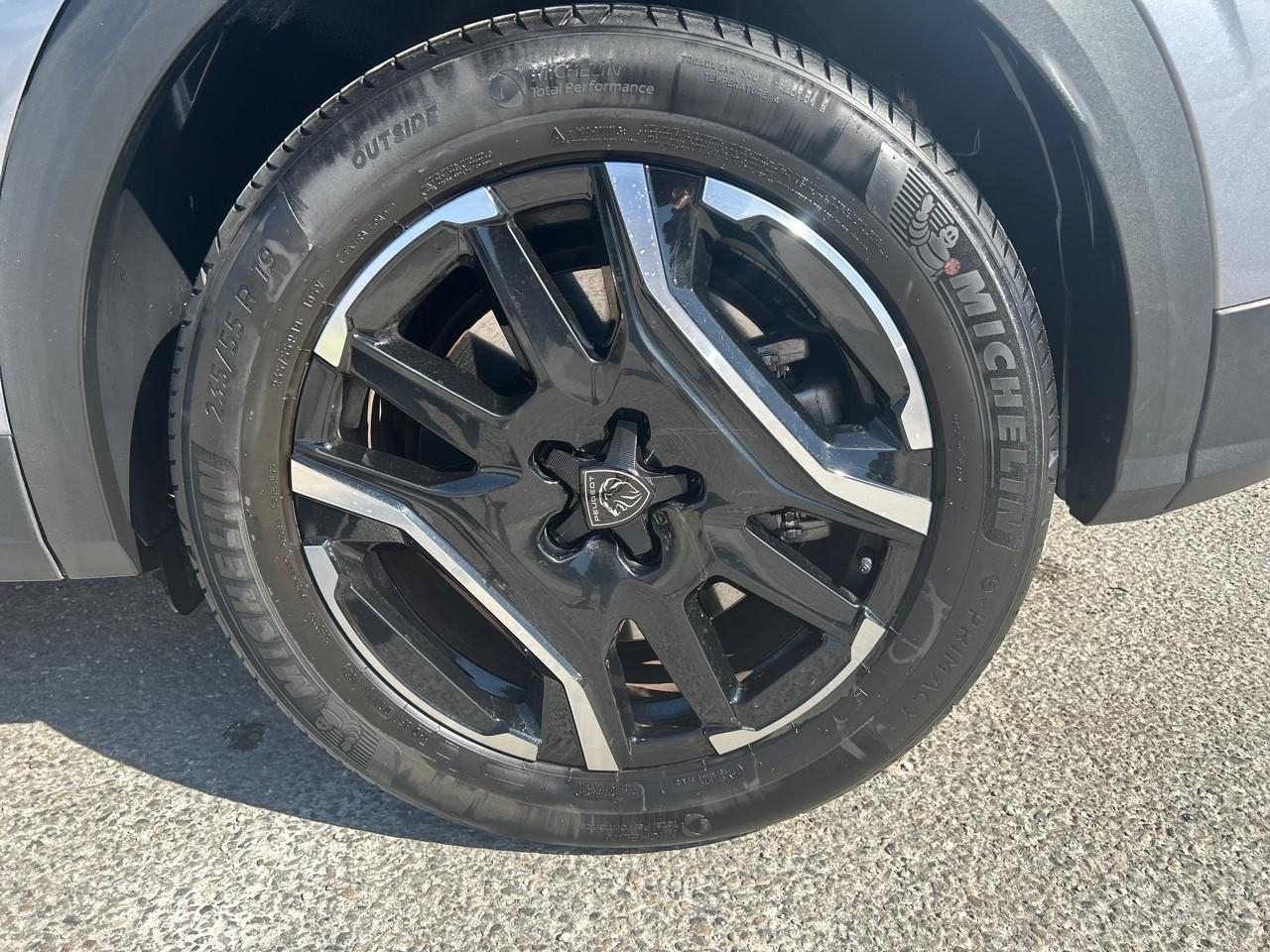 Peugeot 3008 electrique 210ch batterie 73 kwh allure — photo 11