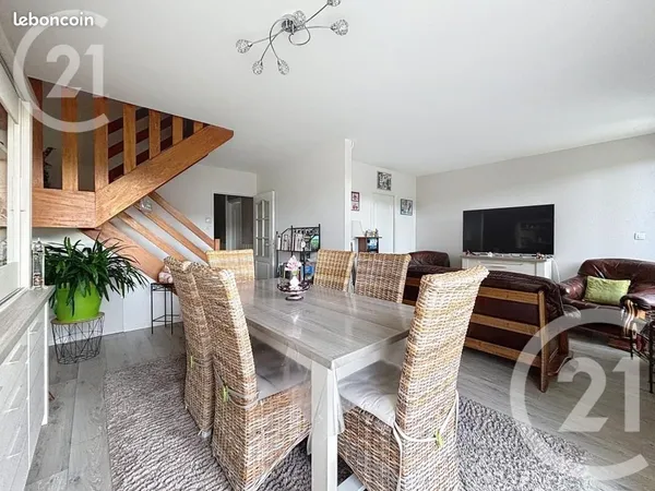 Maison 5 pièces 100 m²