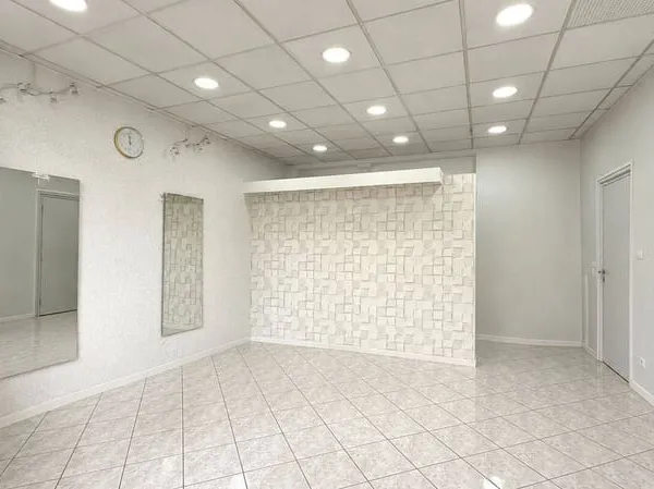 Local commercial 27 m²