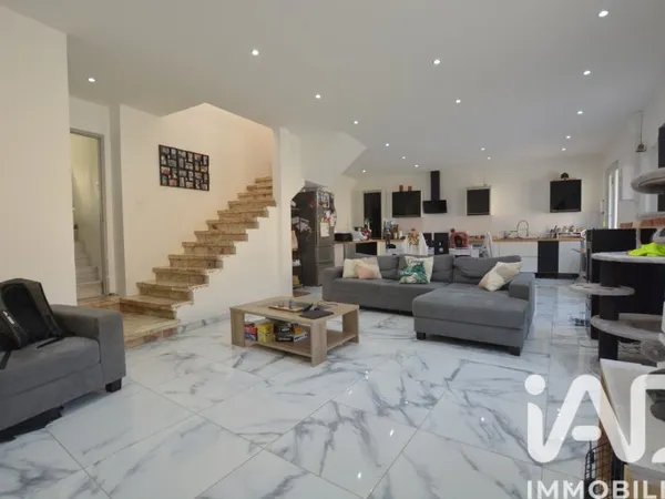 Maison 4 pièces 130 m²