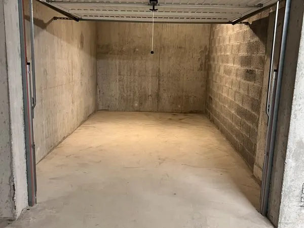 Garage metz-tessy