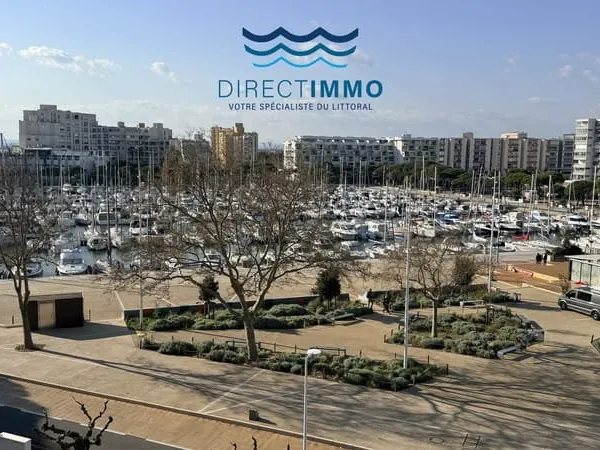 CARNON-PLAGE F2 AVEC TERRASSE ET LOGGIA VUE PORT + PARKING