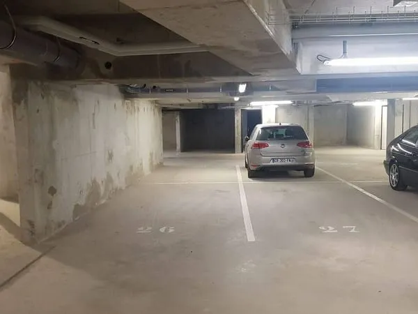 Parking 15 m²