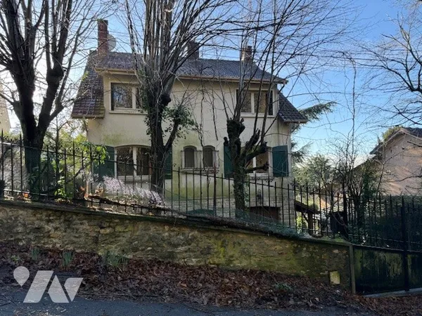 Maison 9 pièces 194 m²