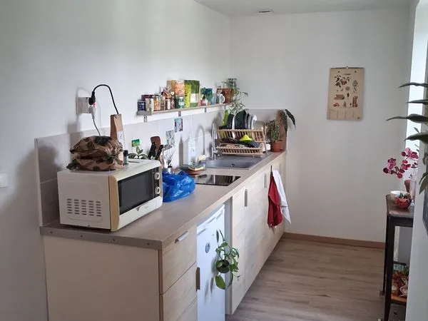 à louer studio meublé de 27 m² à 2 pas du centre ville