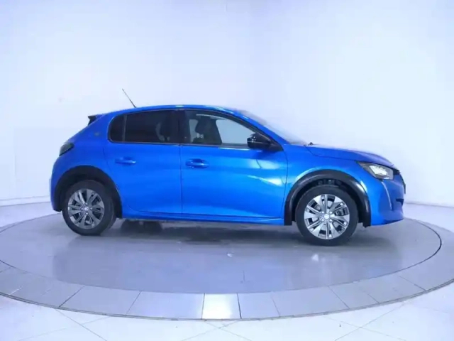 Peugeot 208 electrique 50 kwh 136ch — photo 4