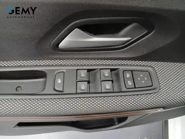 Dacia Sandero eco-g 100 — photo 27