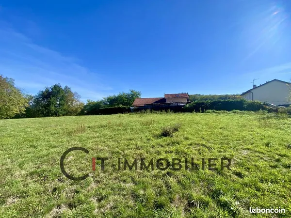 Terrain 605 m² Saint-Jean-de-Soudain