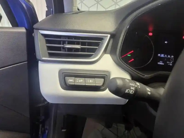 Renault Captur tce 90 - 21 — photo 134