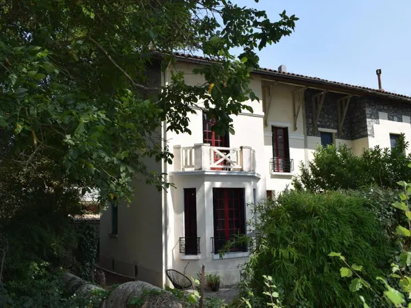 Maison Vente Quillan 9p 141m² 120000€