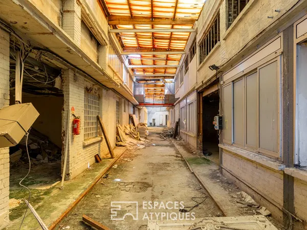Hangar à fort potentiel sur le boulevard Victor Hugo