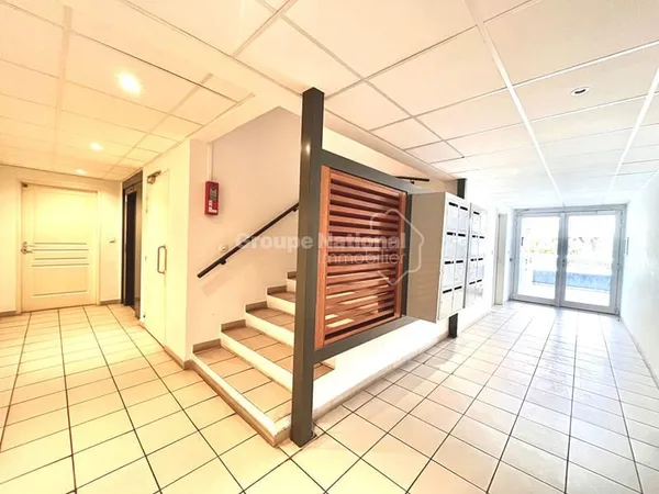 En Exclusivité : T2 avec balcon +garage proche Centre Ville