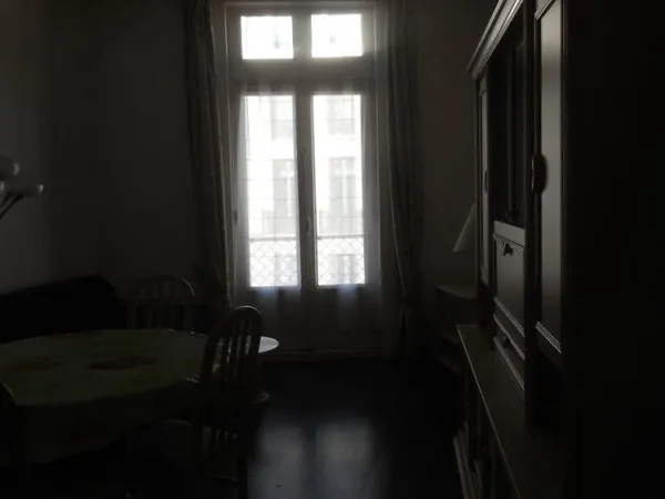 Appartement (f2 ) Meublé 3em étage centre-ville Blois 41000