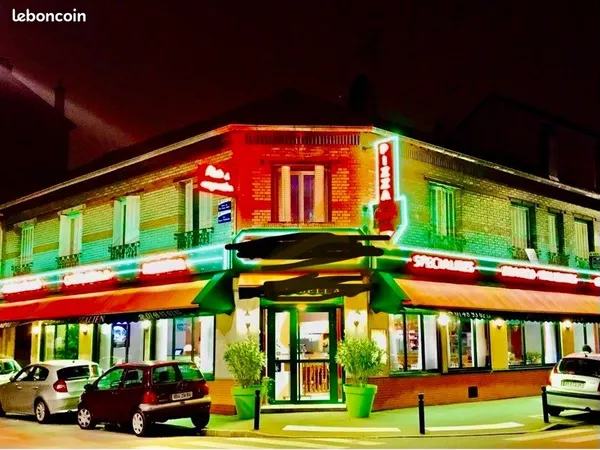 Restaurant d'exception avec murs commerciaux, appartement duplex et terrasse possible - opportunité 