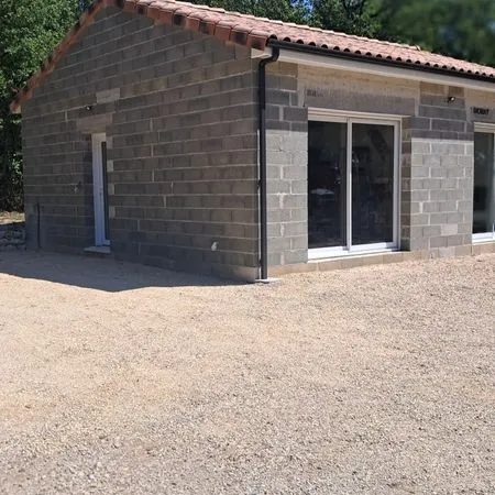Maison neuve de plein pied climatisée