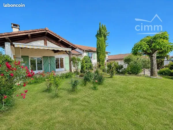 Maison 8 pièces 183 m²