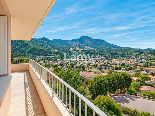 Appartement 5 pièces 79 m²