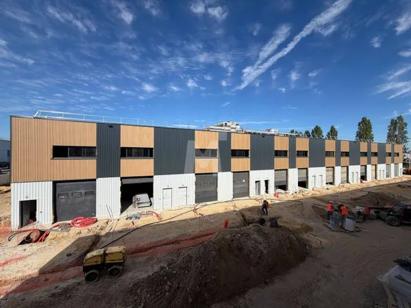Local d'activité 4392 m²