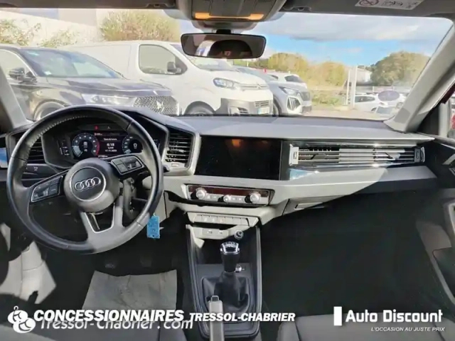 Audi A1 sportback 25 tfsi 95 ch bvm5 design — photo 10