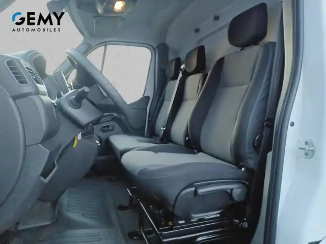 Renault Master fgn trac f3500 l2h2 blue dci 135 — photo 30