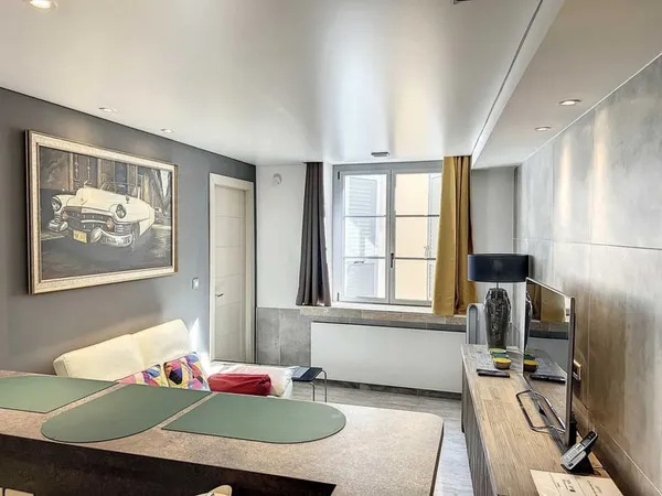 Apt T2 meublé Toulon basse ville