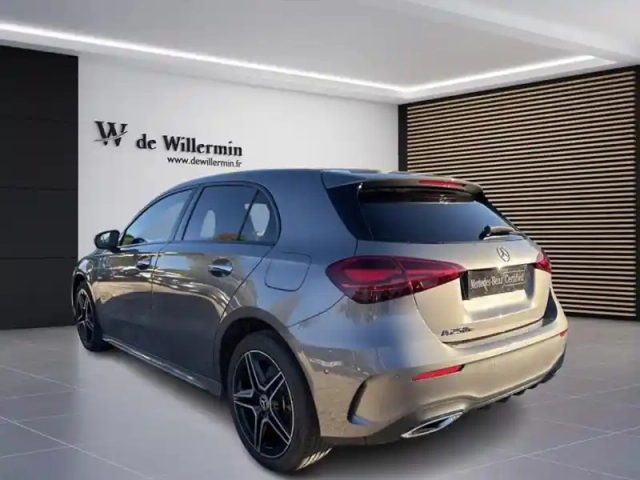 Mercedes Classe A 250 e hybrid eq amg line — photo 3