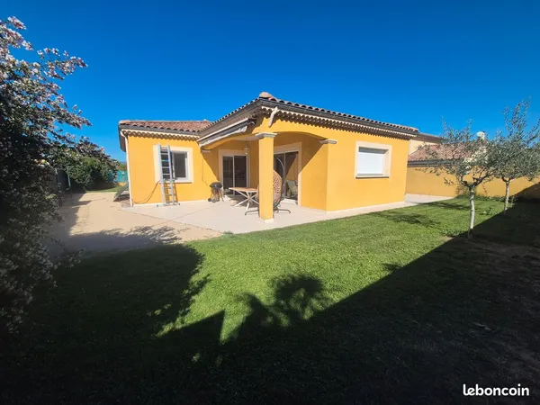 Maison de 2009 (105 m² hab) de plain-pied