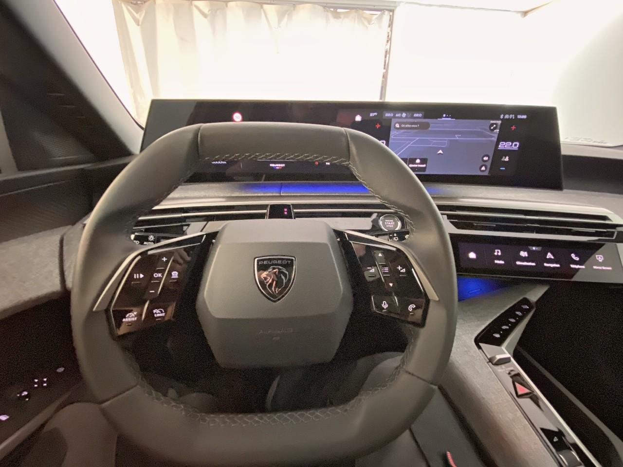 Peugeot 5008 hybrid 145 ch e-dcs6 allure — photo 12