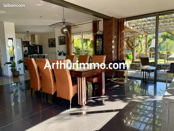 Maison 6 pièces 152 m²