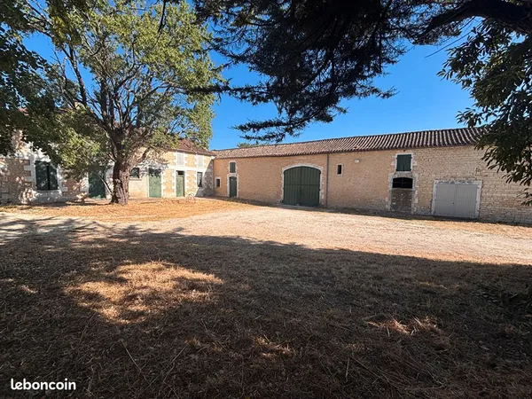Maison 8 pièces 180 m²