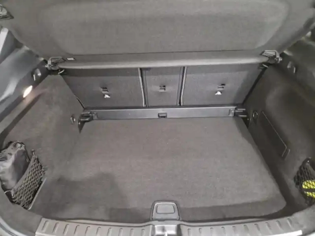 Mercedes Gla 200 d amg line — photo 10