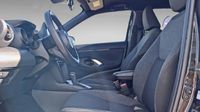 Toyota Yaris Cross 116h Design MY22 — photo 9