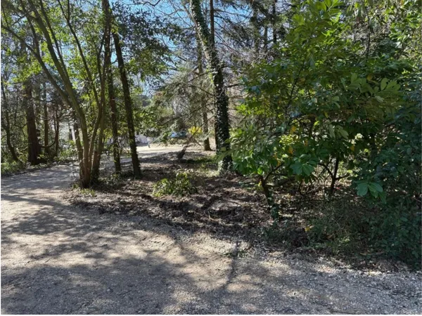 Terrain 1500 m²