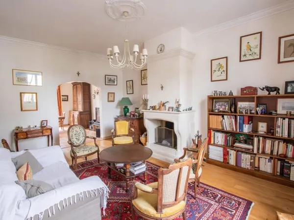 Maison Vente Angers 10p 215m² 599900€