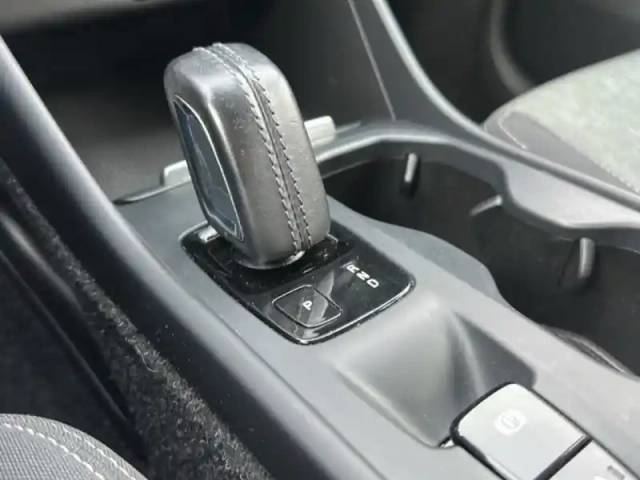 Volvo Xc40 t3 163 ch geartronic 8 — photo 31