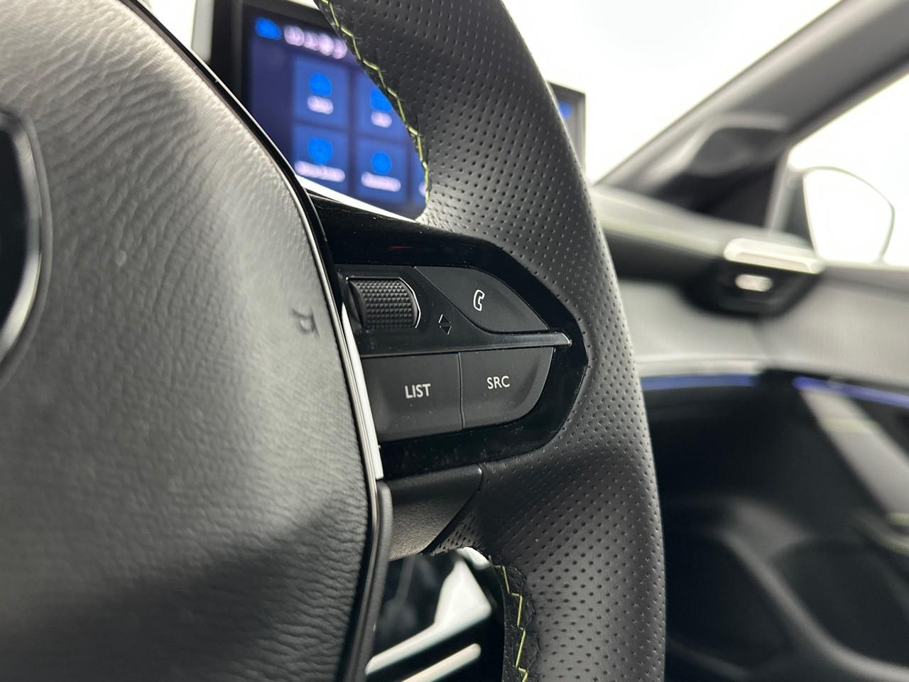 Peugeot 208 hybrid 145 ch e-dcs6 gt — photo 17