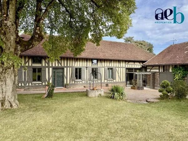 Maison 7 pièces 255 m²