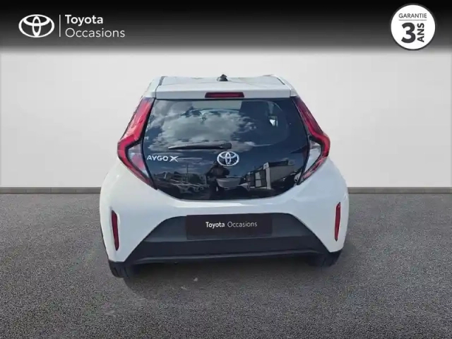 Toyota Aygo X 1.0 vvt-i 72ch dynamic my24 — photo 15