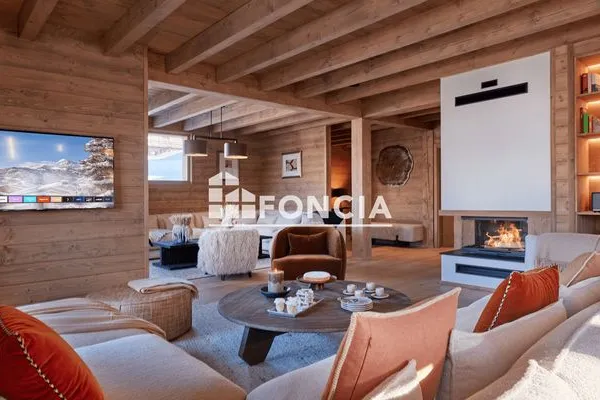 Maison 7 pièces 310 m²