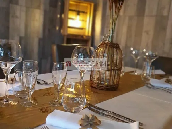 Restaurant 300 m²