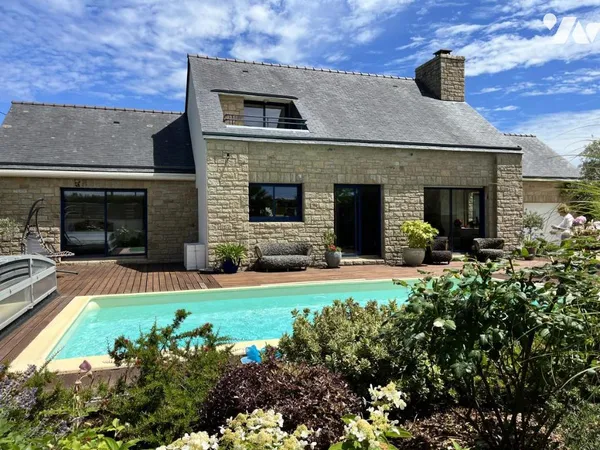 Maison 7 pièces 143 m²